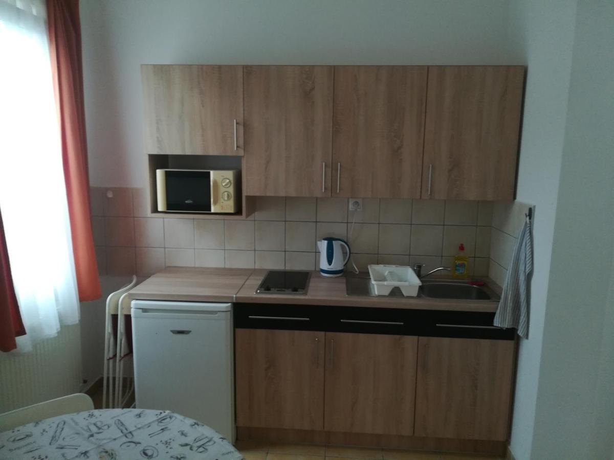 Mira Apartman Zalakaros Buitenkant foto